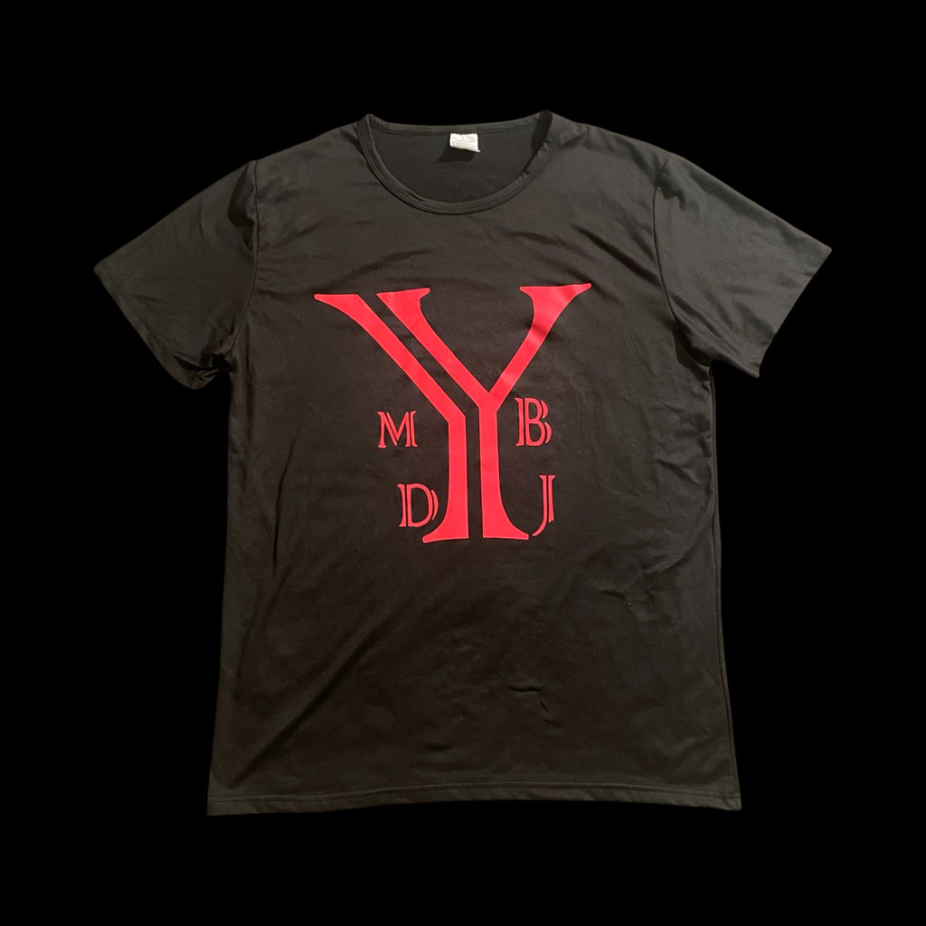 Roman tee